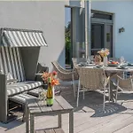 Stoertebekers Reethus Mit Sauna, Kamin Und E-ladesaeule *