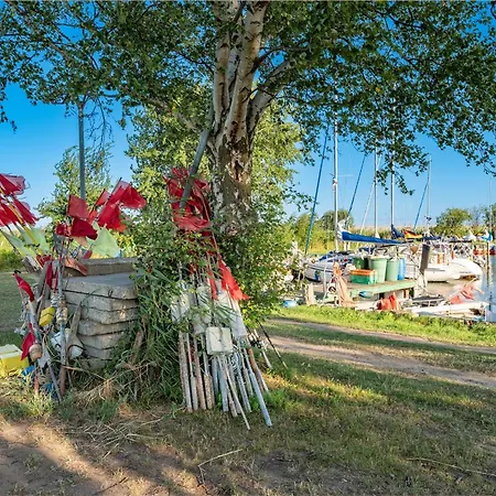 Holiday home Stoertebekers Reethus Mit Sauna, Kamin Und E-ladesaeule Loddin