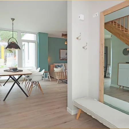 Stoertebekers Reethus Mit Sauna, Kamin Und E-ladesaeule Loddin