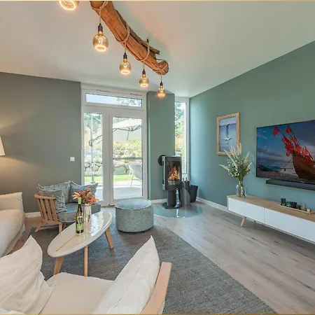 Casa de Férias Stoertebekers Reethus Mit Sauna, Kamin Und E-ladesaeule *