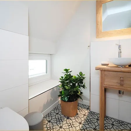 Stoertebekers Reethus Mit Sauna, Kamin Und E-ladesaeule * Loddin