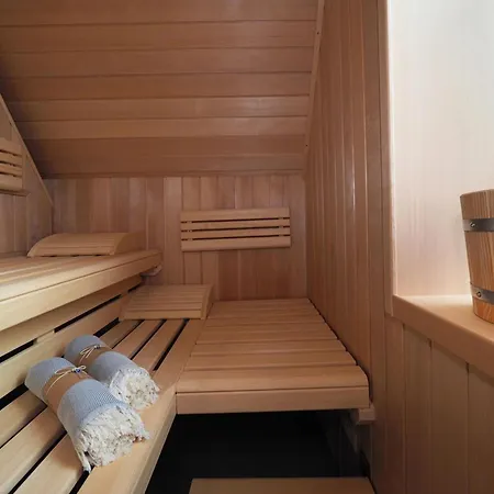 Semesterbostad Stoertebekers Reethus Mit Sauna, Kamin Und E-ladesaeule Loddin